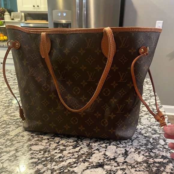 Louis Vuitton Neverfull AND Wristlet (hot pink inside) w/dust bag - Picture 14 of 17